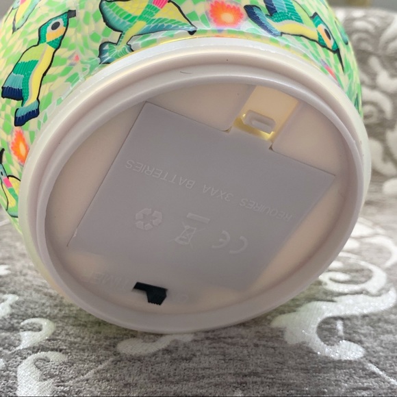 Mosaic hummingbird night light - Picture 4 of 5